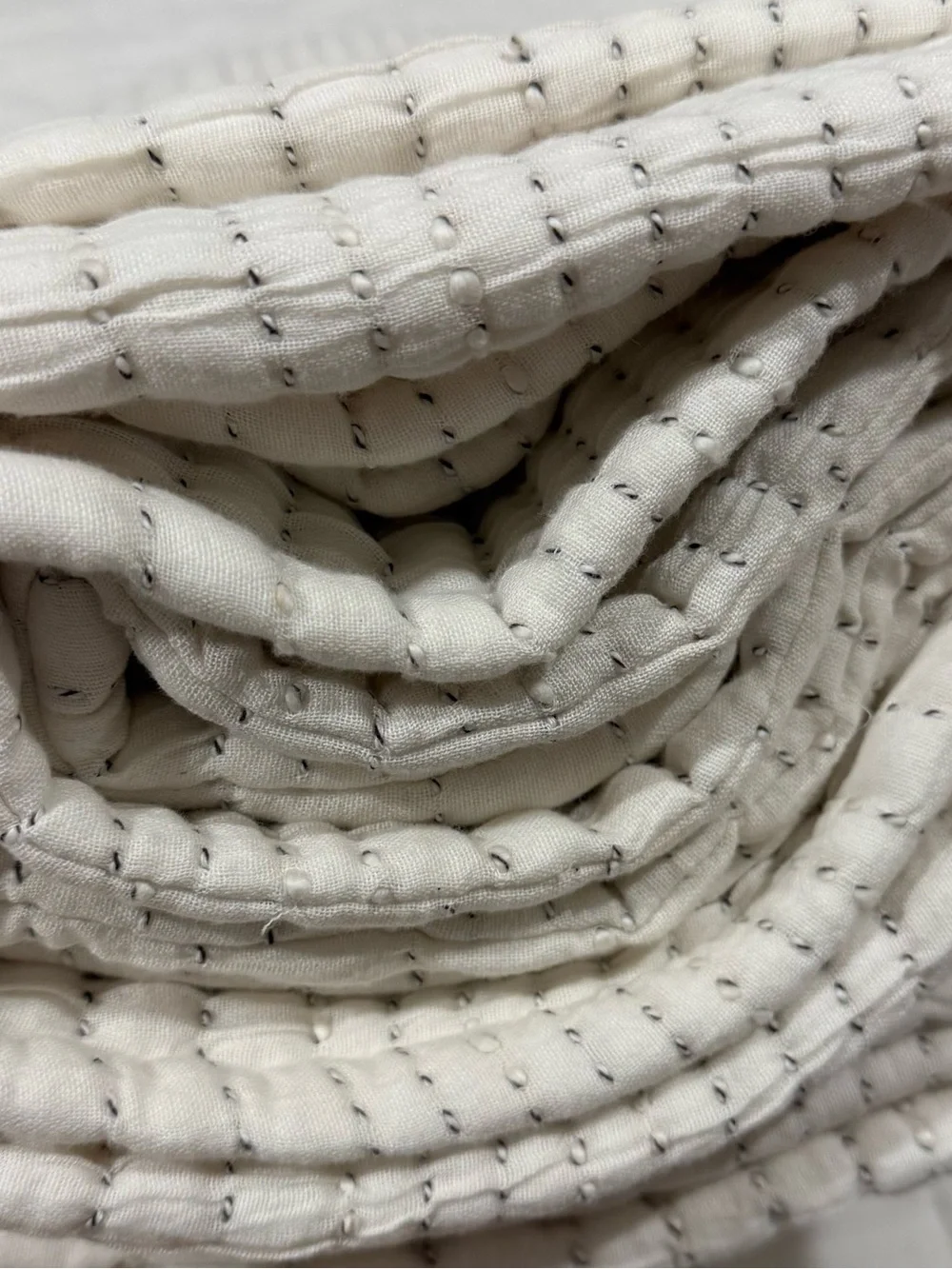 New Quince Organic Cotton Channel Stitch Coverlet Full/Queen Color Undyed